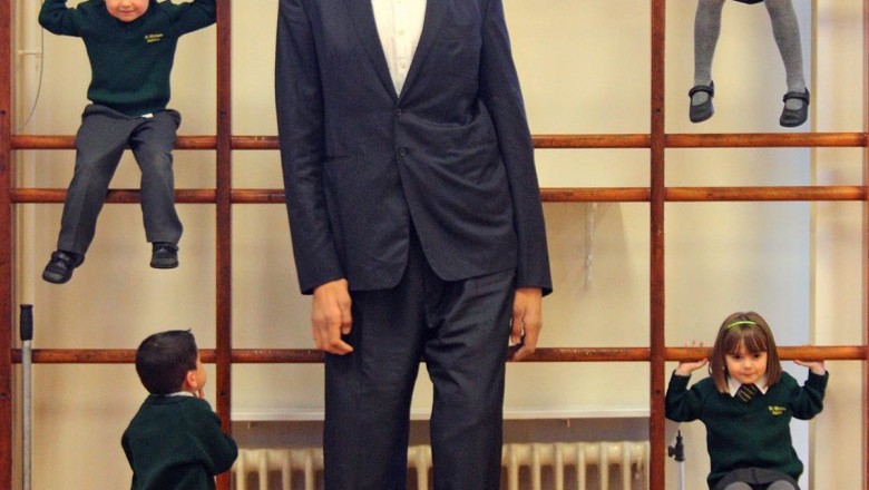 Sultan Kösen Tallest Living Man Hood Celebrity